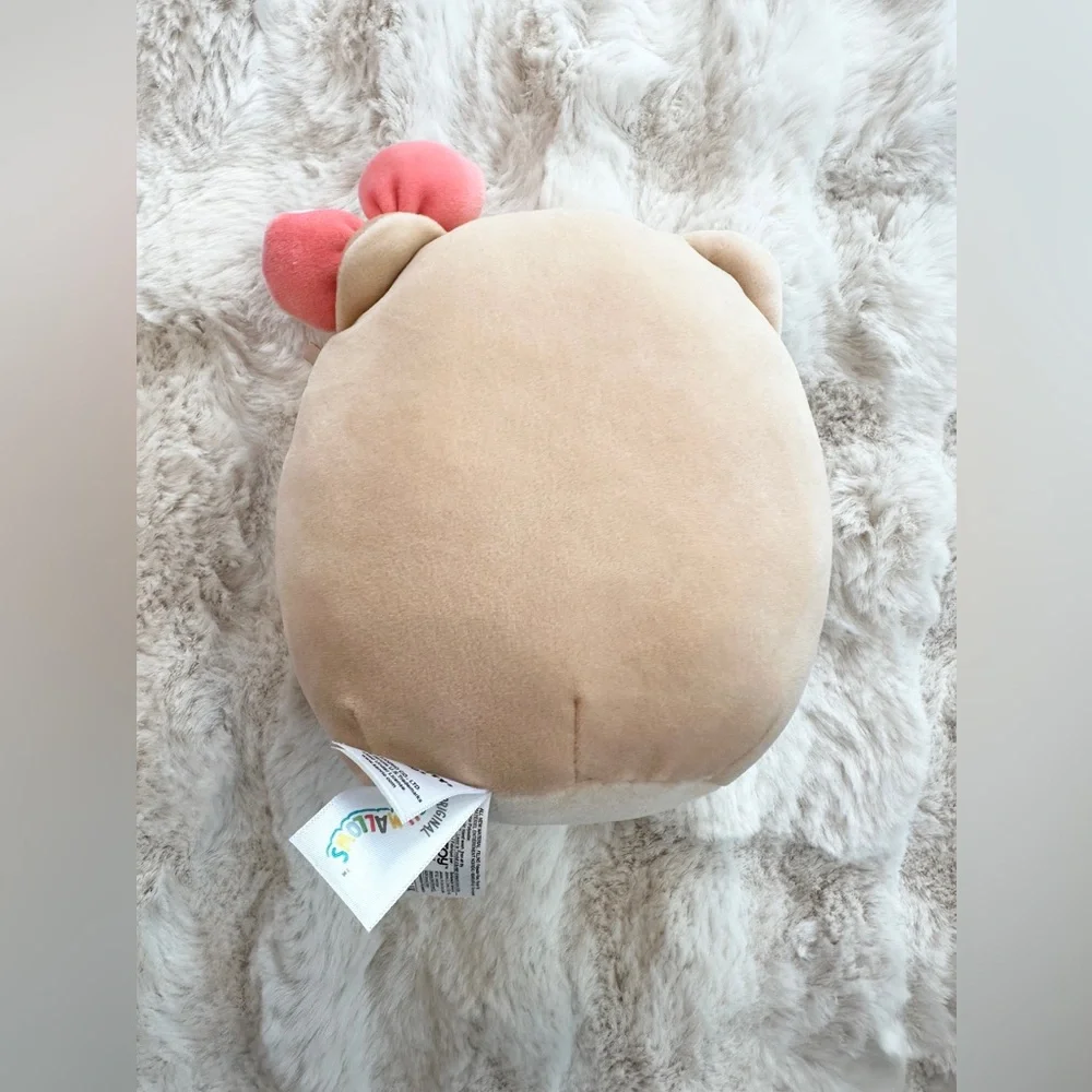 Hello Kitty Squishmallow - Picture 3 of 4